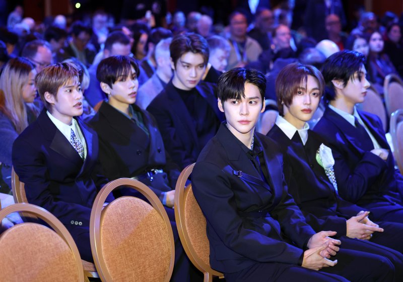 보이그룹 라이즈가 4일(현지시간) 미국 라스베이거스 윈호텔에서 열린 CES 2026 '더 퍼스트룩' 프레스 콘퍼런스에 참석해 있다. ⓒ News1 황기선 기자