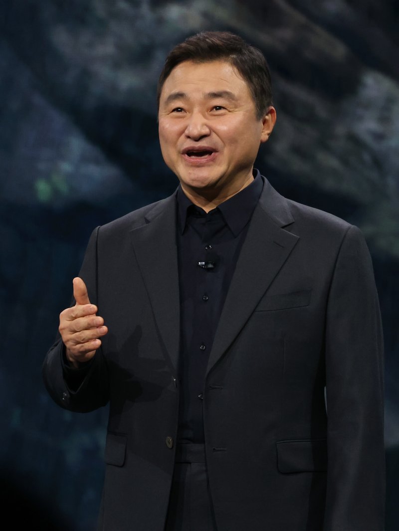 노태문 삼성전자 대표이사 사장이 4일(현지시간) 미국 라스베이거스 윈 호텔에서 열린 CES 2026 '더 퍼스트룩' 프레스 컨퍼런스에서 연설을 하고 있다. 2026.1.5/뉴스1 ⓒ News1 황기선 기자