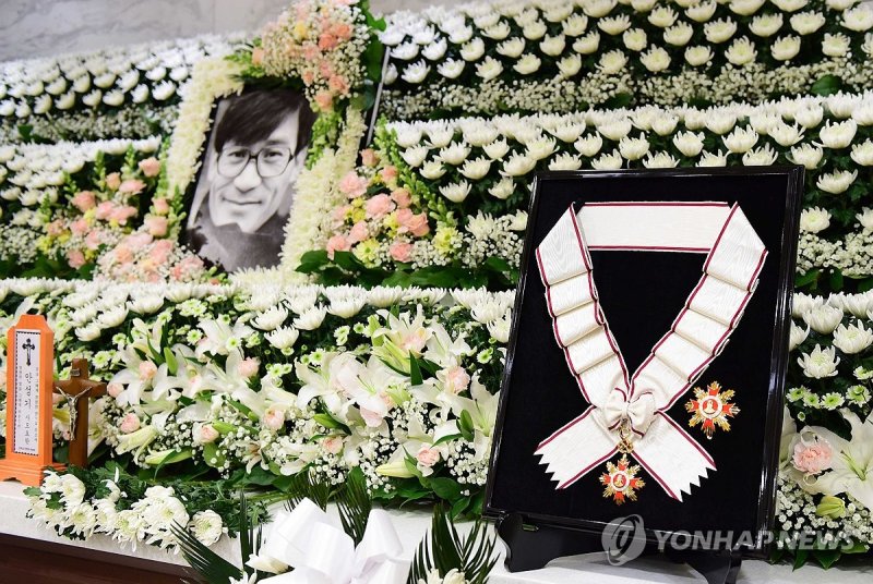 안성기에 금관문화훈장 추서 (출처=연합뉴스)