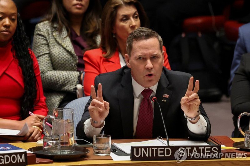 안보리 회의에서 발언하는 미국 주유엔대사 (출처=연합뉴스)