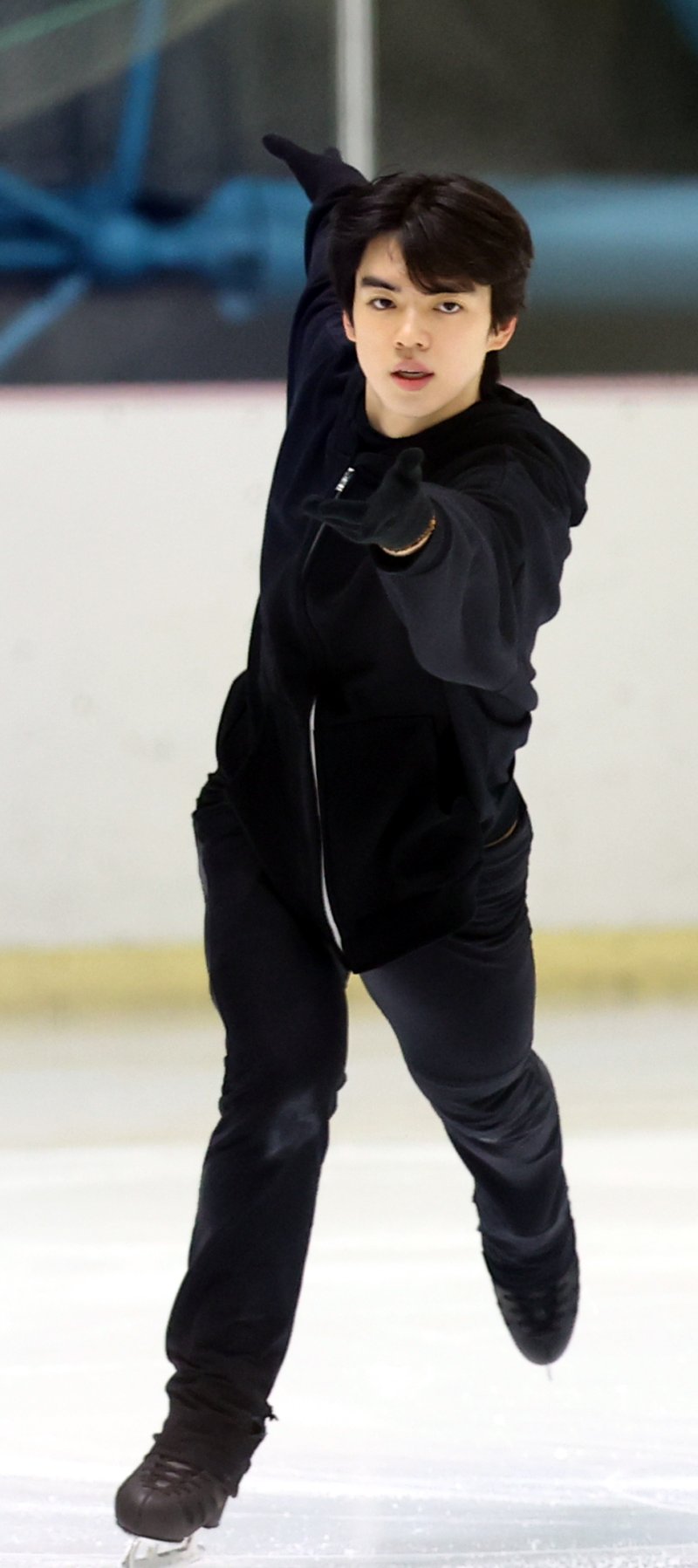 [서울=뉴시스] 박주성 기자 = 2026 밀라노·코르티나담페초 동계 올림픽 출전권을 획득한 피겨 스케이팅 남자 싱글 차준환 선수가 6일 오전 서울 태릉선수촌실내빙상장에서 훈련을 하고 있다. 2026.01.06. park7691@newsis.com