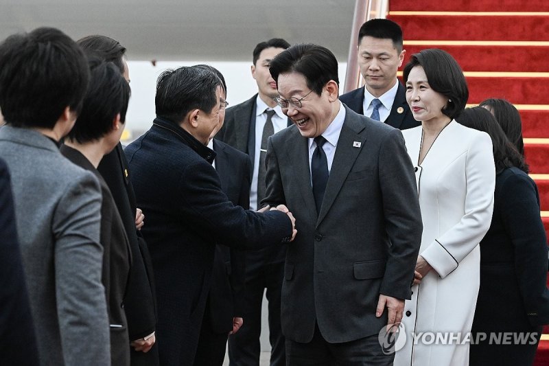 이재명 대통령, 상하이 도착 (출처=연합뉴스)