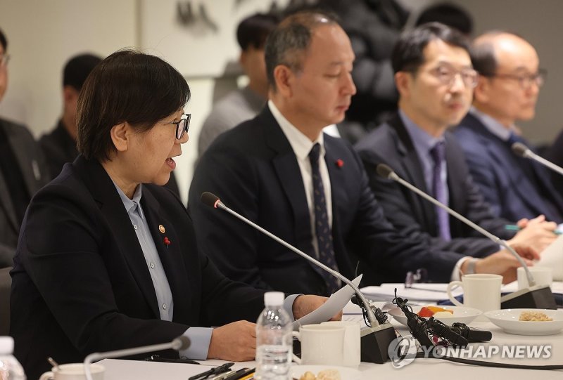 발언하는 정은경 보건복지부 장관 (출처=연합뉴스)