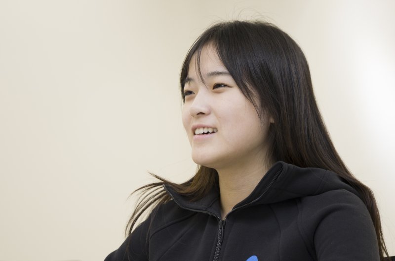 [서울=뉴시스] 김근수 기자 = 2026 밀라노·코르티나담페초 동계 올림픽 기대주이자 한국 스노우보드 간판 최가온이 지난 6일 서울 강남구 올댓스포츠 본사에서 뉴시스와 인터뷰를 하고 있다. 최가온은 지난 중국 허베이성 장자커우시에서 열린 2025-26 FIS 스노보드 월드컵 여자 하프파이프 결선에서 92.75점을 기록하며 우승을 차지해 이번 올림픽에 기대를 걸고 있다. 2026.01.07. ks@newsis.com