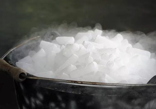 드라이아이스 모습 (출처=연합뉴스)