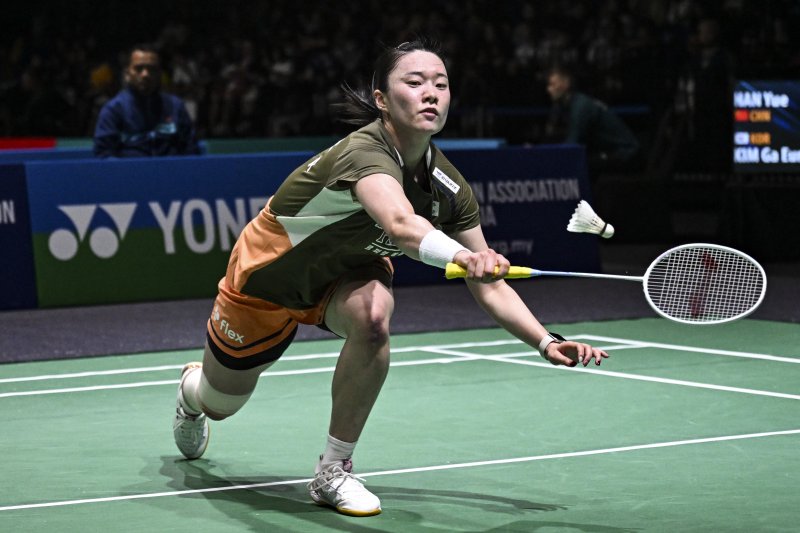 "닭 잡는데 소 칼 안 쓴다"... 안세영, 벤치에서 웃으며 韓 '결승행' 관람