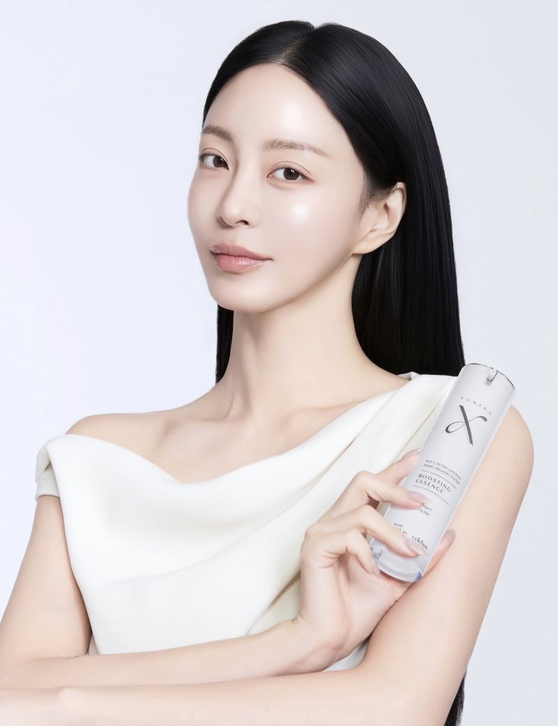 '10살 연하♥' 한예슬 화장기 없는 모습에 깜짝…미모 과시