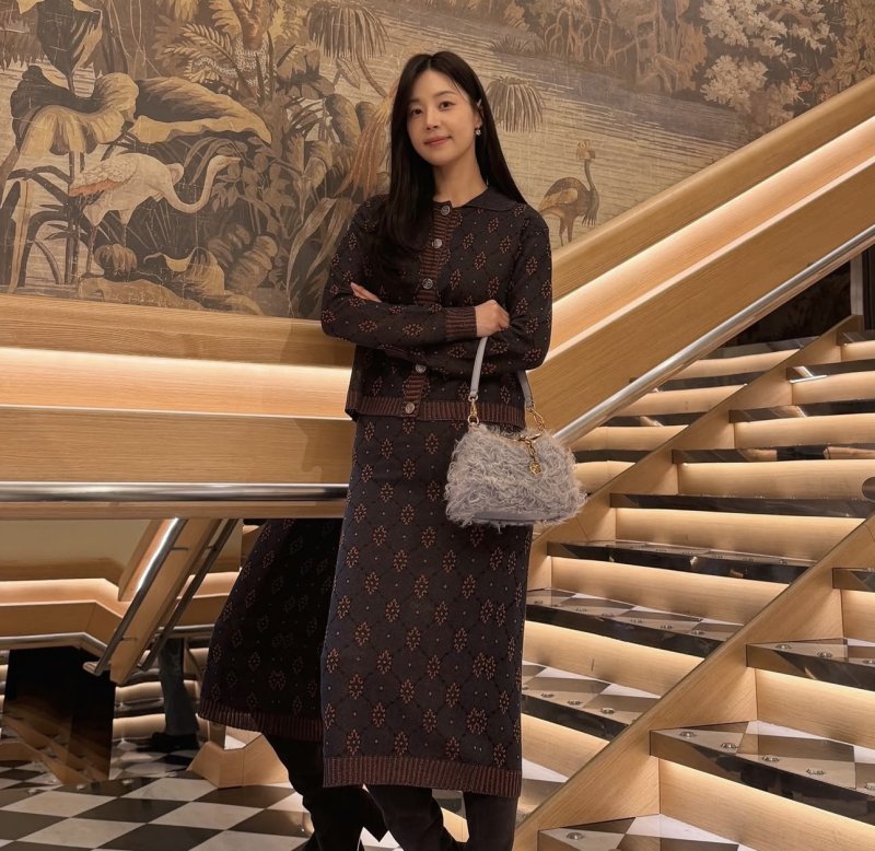 '검사♥' 한지혜 나이 비껴간 미모…사모님 포스