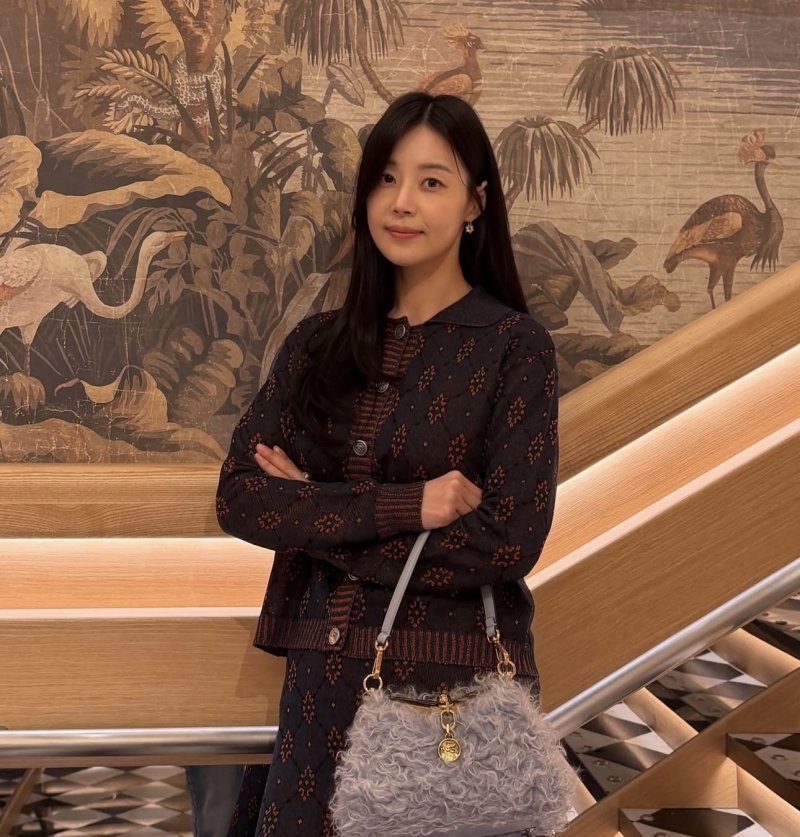 '검사♥' 한지혜 나이 비껴간 미모…사모님 포스