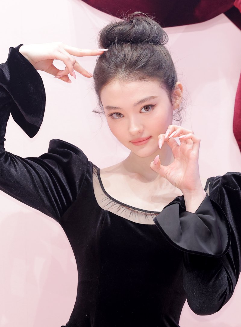 [뉴스1 ★]미야오 엘라, 러블리 시크 고양이…압도적 존재감