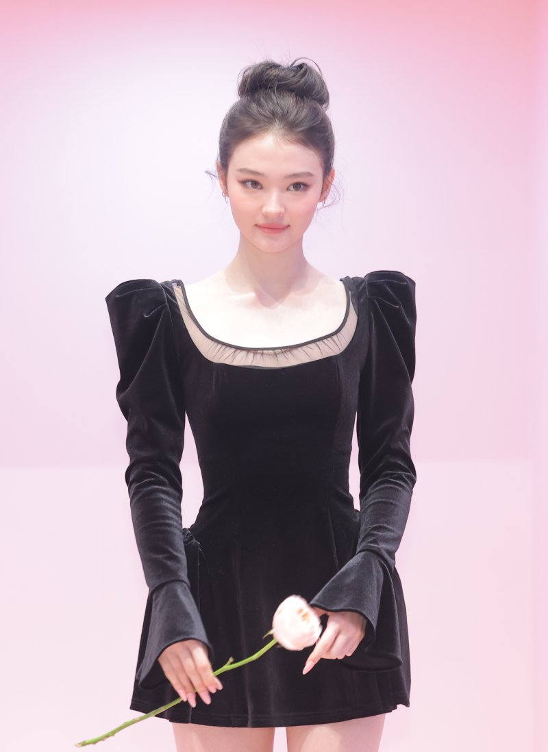 [뉴스1 ★]미야오 엘라, 러블리 시크 고양이…압도적 존재감