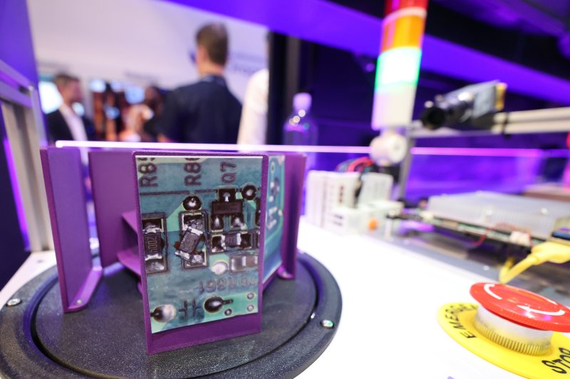 세계 최대 IT(정보기술)·가전 전시회 'CES 2026' 개막 일인 6일(현지시간) 미국 네바다주 라스베이거스 컨벤션센터(LVCC)에서 퀄컴 제품이 진열돼 있다. 2026.1.7/뉴스1 ⓒ News1 황기선 기자