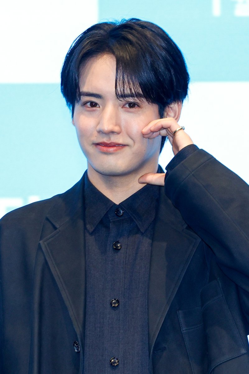 배우 아카소 에이지(赤楚衛二)가 7일 서울 구로구 더세인트에서 열린 일본 테레비 도쿄(TV TOKYO) 드라마 '첫입에 반하다'(김밥과 오니기리, 사랑하는 두 사람은 닮았지만 다르다) 제작발표회에 참석해 포즈를 취하고 있다. 2026.1.7/뉴스1 ⓒ News1 안은나 기자