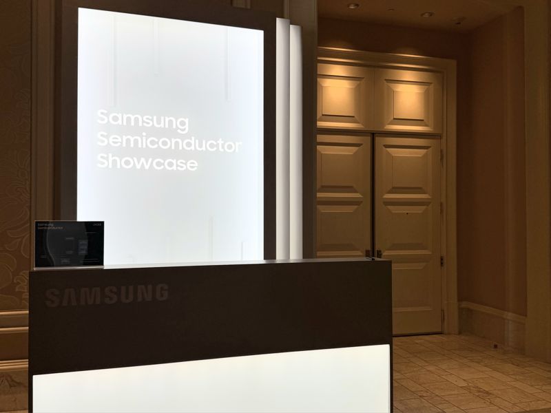 [단독] 엔비디아, CES 삼성전자 프라이빗관 1시간 둘러본 이유는 [CES 2026]