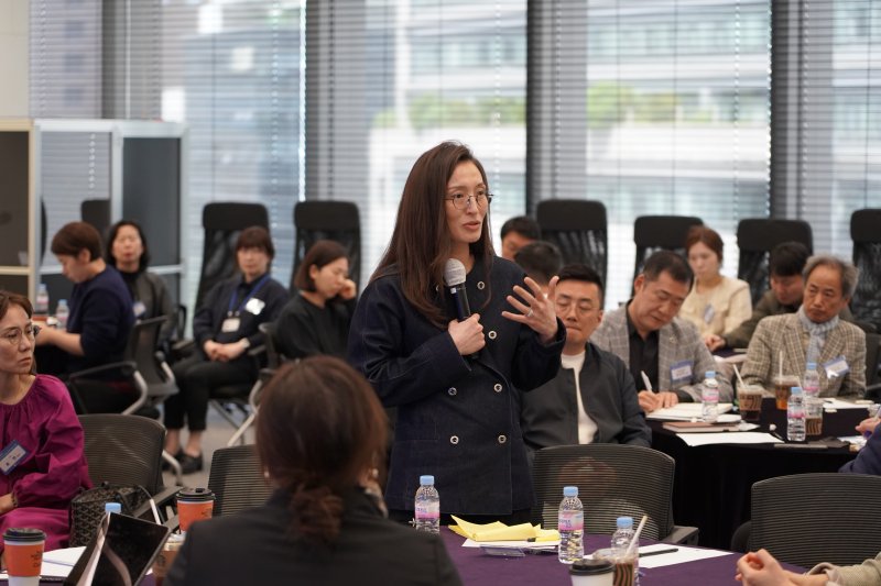 [서울=뉴시스] 마무리 발언하는 성래은 한국패션협회 회장 (사진=패션협회 제공) *재판매 및 DB 금지