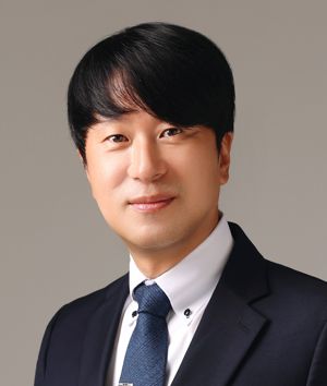 한국분말재료학회 제28대 학회장으로 취임한 이기안 인하대 신소재공학과 교수. 인하대 제공.