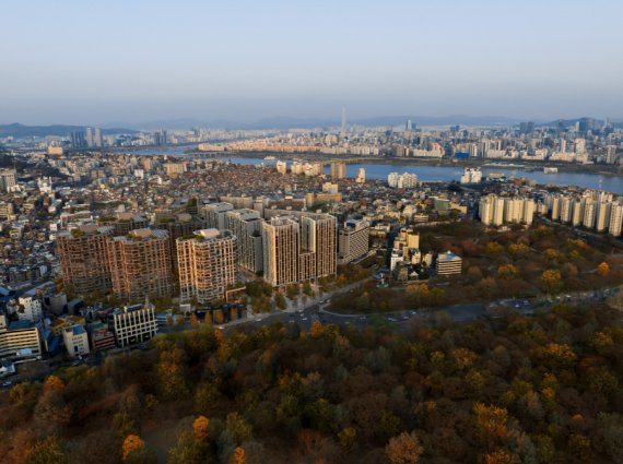 도쿄 아자부다이힐스, 도심 속 ‘삶의 생태계’… 용산 '더파크사이드 서울'로 이어진다