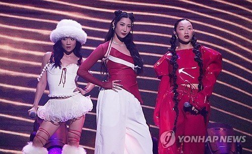 '케이팝 데몬 헌터스' 주인공 헌트릭스 노래 부른 가수들 (출처=연합뉴스)