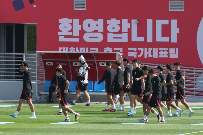 "메시도 토했다, 산소통 메고 뛰어라"... 홍명보호, '1571m 지옥' 과달라하라 택한 진짜 이유