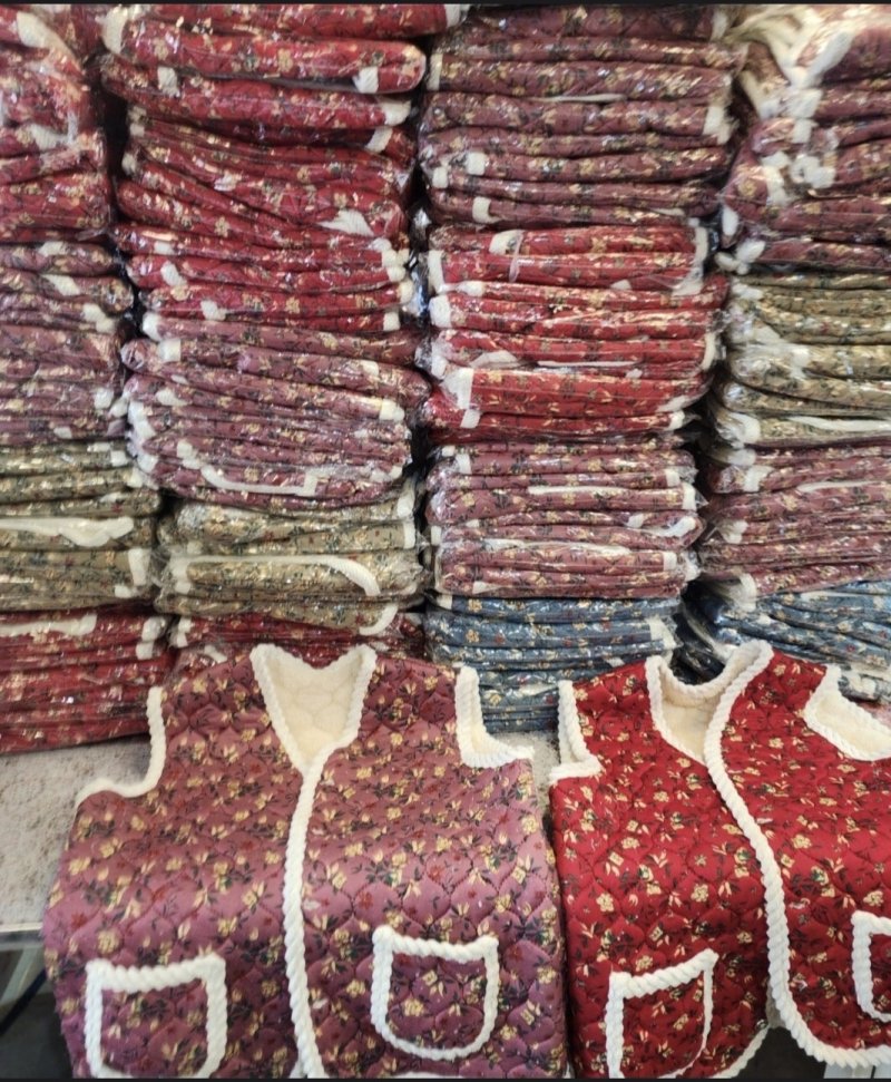 [서울=뉴시스]할매조끼. (사진출처: 자영업자 커뮤니티 아프니까 사장이다 캡처) 2026.01.09.