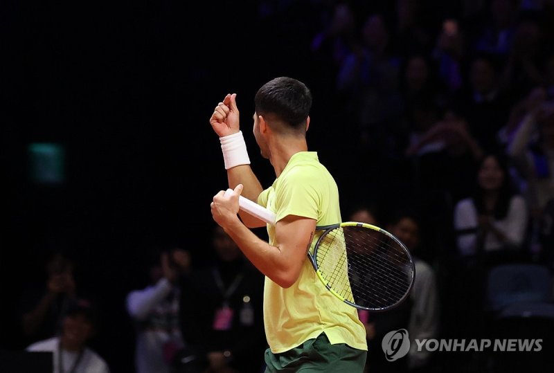 알카라스, 팬들에게 손하트 (출처=연합뉴스)