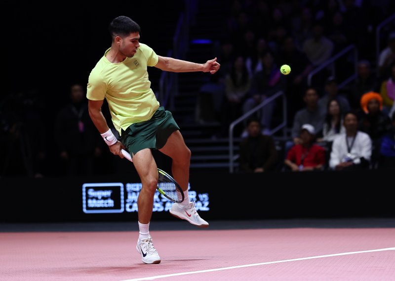 카를로스 알카라스가 10일 오후 인천 중구 인스파이어 아레나에서 열린 '현대카드 슈퍼매치 14'에서 얀니크 신네르와 경기를 치르고 있다. 2026.1.10/뉴스1 ⓒ News1 김민지 기자