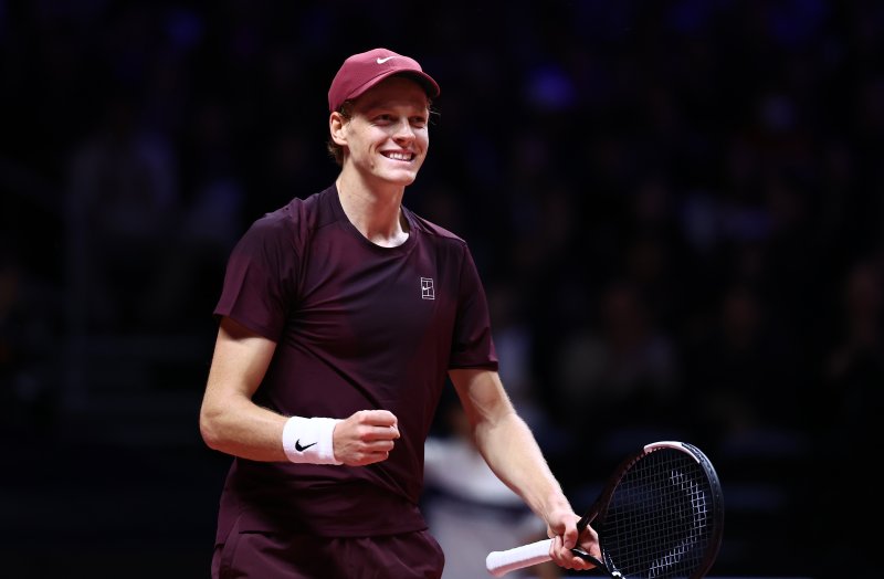 얀니크 신네르가 10일 오후 인천 중구 인스파이어 아레나에서 열린 '현대카드 슈퍼매치 14'에서 카를로스 알카라스와 경기에서 득점 후 미소를 보이고 있다. 2026.1.10/뉴스1 ⓒ News1 김민지 기자