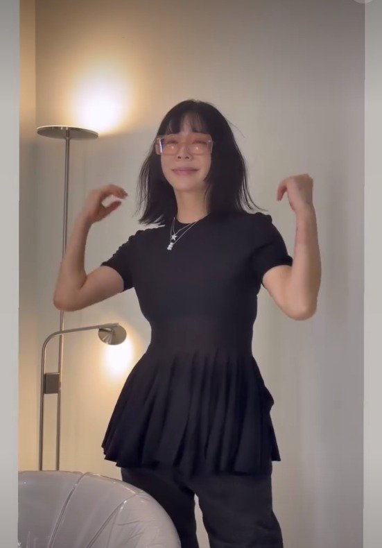 54세 이혜영, 앞머리 자르고 변신…깜짝 놀랄 동안 [N샷]