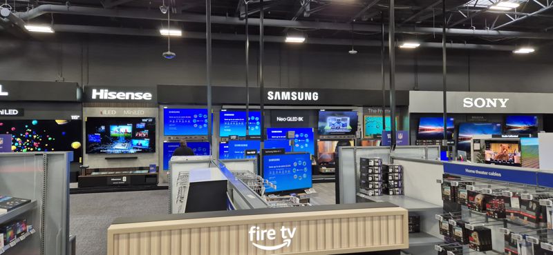8일(현지시간) 미국 라스베이거스 소재 가전 유통점 베스트바이 매장 정중장에 삼성TV가 자리를 차지하고 있다. 사진=조은효 기자