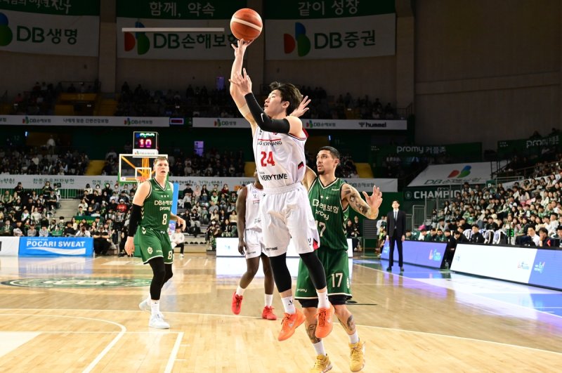 슛하는 문유현 (출처=연합뉴스)