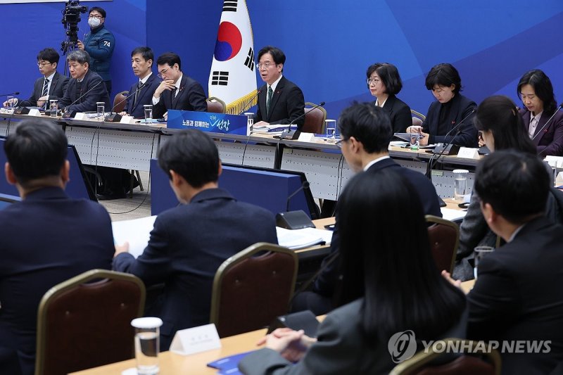 고용노동부 산하기관 업무보고 (출처=연합뉴스)