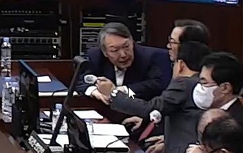 '내란 우두머리' 결심공판 출석한 윤석열 전 대통령 (출처=연합뉴스)