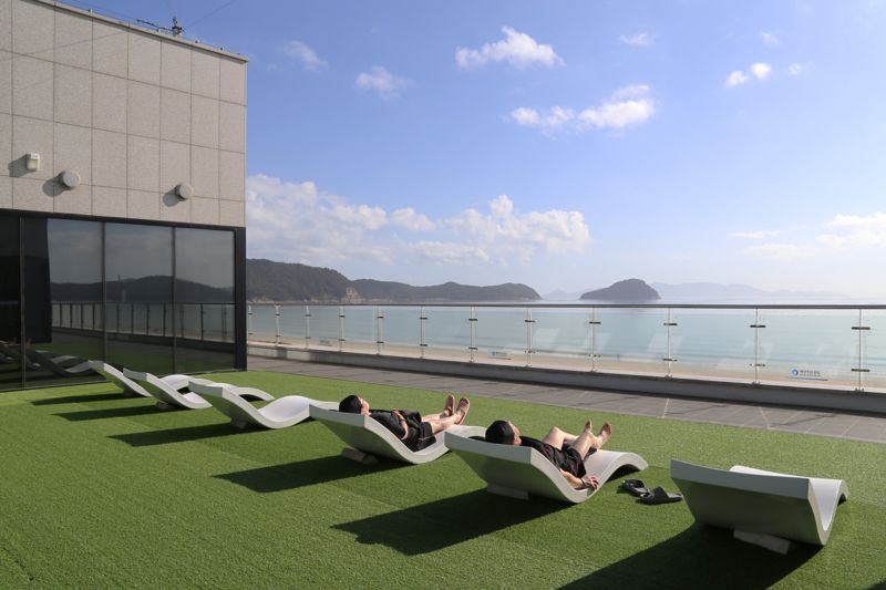 다양한 해양치유 프로그램을 운영하는 완도해양치유센터