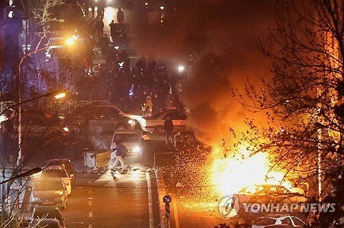 이란 시위 현장 (출처=연합뉴스)