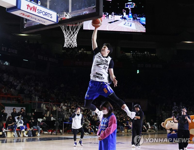 덩크슛 콘테스트 우승 조준희 (출처=연합뉴스)