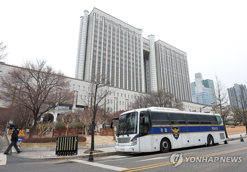 윤석열 체포방해 1심 선고 하루 앞으로 (출처=연합뉴스)