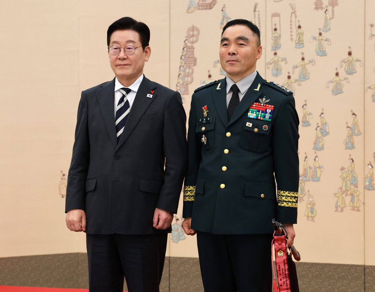 군 장성인사 발표 중장 진급자 명단 육군 윤한일, 해군 조충호, 공군 박흥재 + 육군 소장 진급자 명단