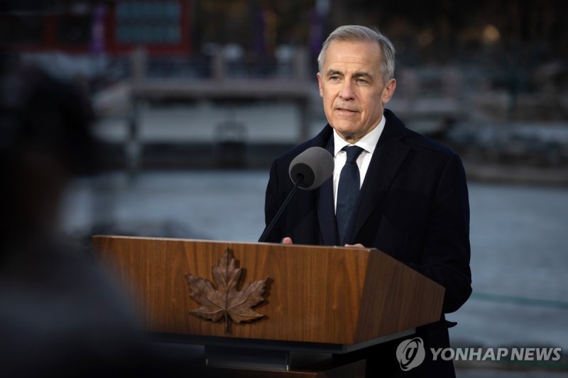 시진핑 중국 국가주석과 정상회담 후 기자회견하는 마크 카니 캐나다 총리 (출처=연합뉴스)