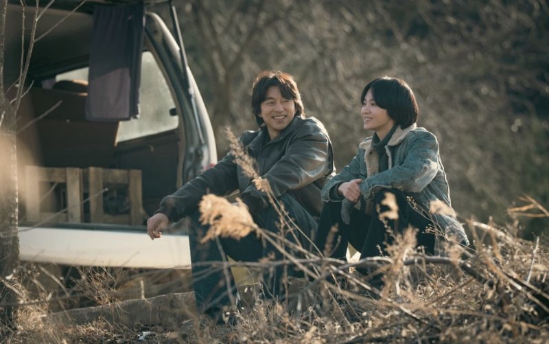 송혜교, 이런 눈빛 처음이야…숏컷 완벽 소화