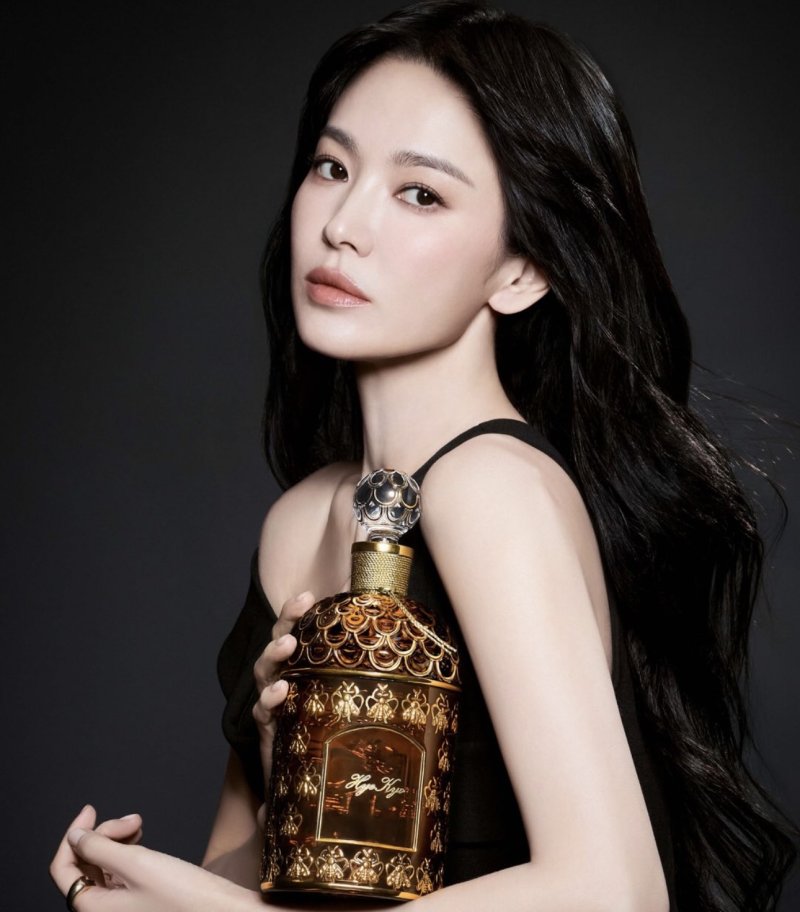 송혜교, 이런 눈빛 처음이야…숏컷 완벽 소화