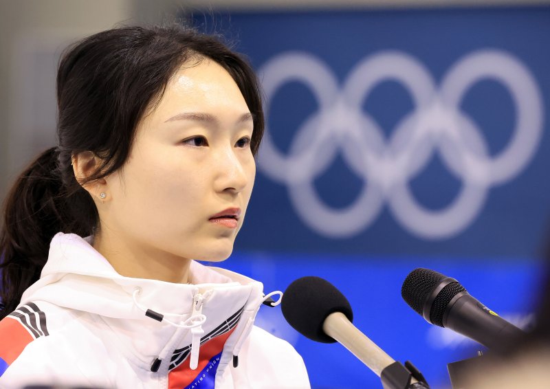 "5개 다 따겠다" vs "새 역사 쓴다"... 韓 쇼트트랙, 무서운 '자매'가 떴다