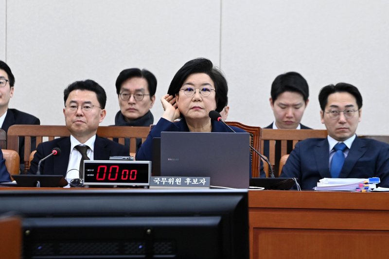 [서울=뉴시스] 고승민 기자 = 이혜훈 기획예산처 장관 후보자가 23일 오전 서울 여의도 국회 재정경제기획위원회에서 열린 인사청문회 참석해 있다.(공동취재) 2026.01.23. photo@newsis.com