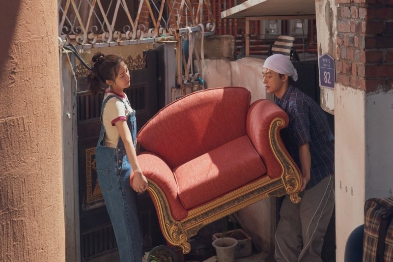 영화 '만약에 우리' 속 한 장면 (출처=연합뉴스)