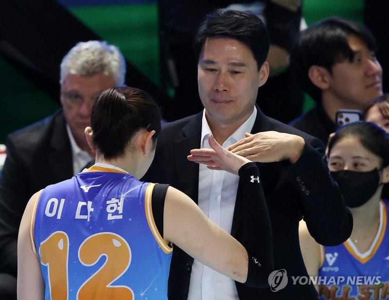 이다현, 오늘은 내가 화사 (출처=연합뉴스)