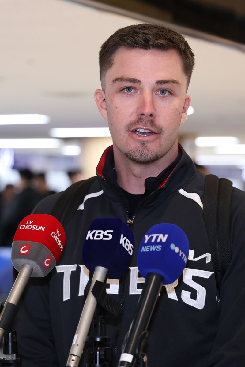 "확신 없으면 안 뽑았다" 이범호 감독의 승부수... 데일 터지면 KIA 무조건 5강간다