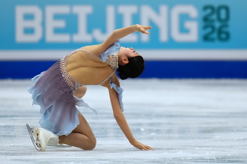 [베이징=AP/뉴시스] 이해인이 22일(현지 시간) 중국 베이징에서 열린 2026 국제빙상경기연맹(ISU) 피겨 스케이팅 사대륙선수권대회 여자 싱글 쇼트프로그램 연기를 펼치고 있다. 이해인은 기술점수(TES) 34.38점, 예술점수(PCS) 32.68점으로 합계 67.06점을 받아 시즌 최고 점수로 6위를 기록했다. 2026.01.23.