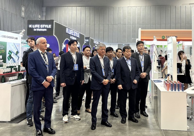 한국무역협회, 베트남 국제 프리미엄 소비재전 (출처=연합뉴스)