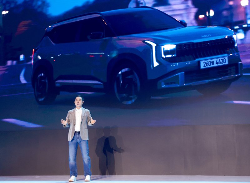 정원정 기아 국내사업본부장(부사장)이 23일 서울 중구 DDP 아트홀에서 열린 ‘디 올 뉴 셀토스 미디어 데이’에서 국내 대표 소형 SUV 차량인 ‘디 올 뉴 셀토스’를 소개하고 있다. 2026.1.26/뉴스1 ⓒ News1 권현진 기자