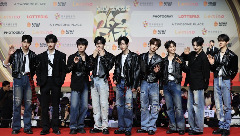 보이그룹 제로베이스원ⓒ News1 김진환 기자