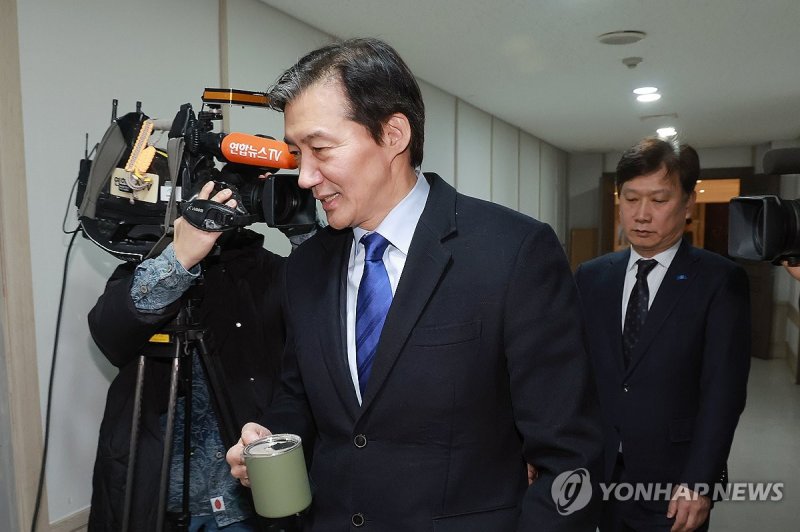 조국혁신당 당무위원회의 참석하는 조국 대표 (출처=연합뉴스)